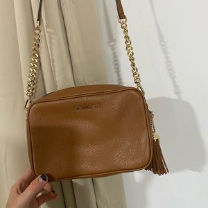 Michale Kora Cross body bag
